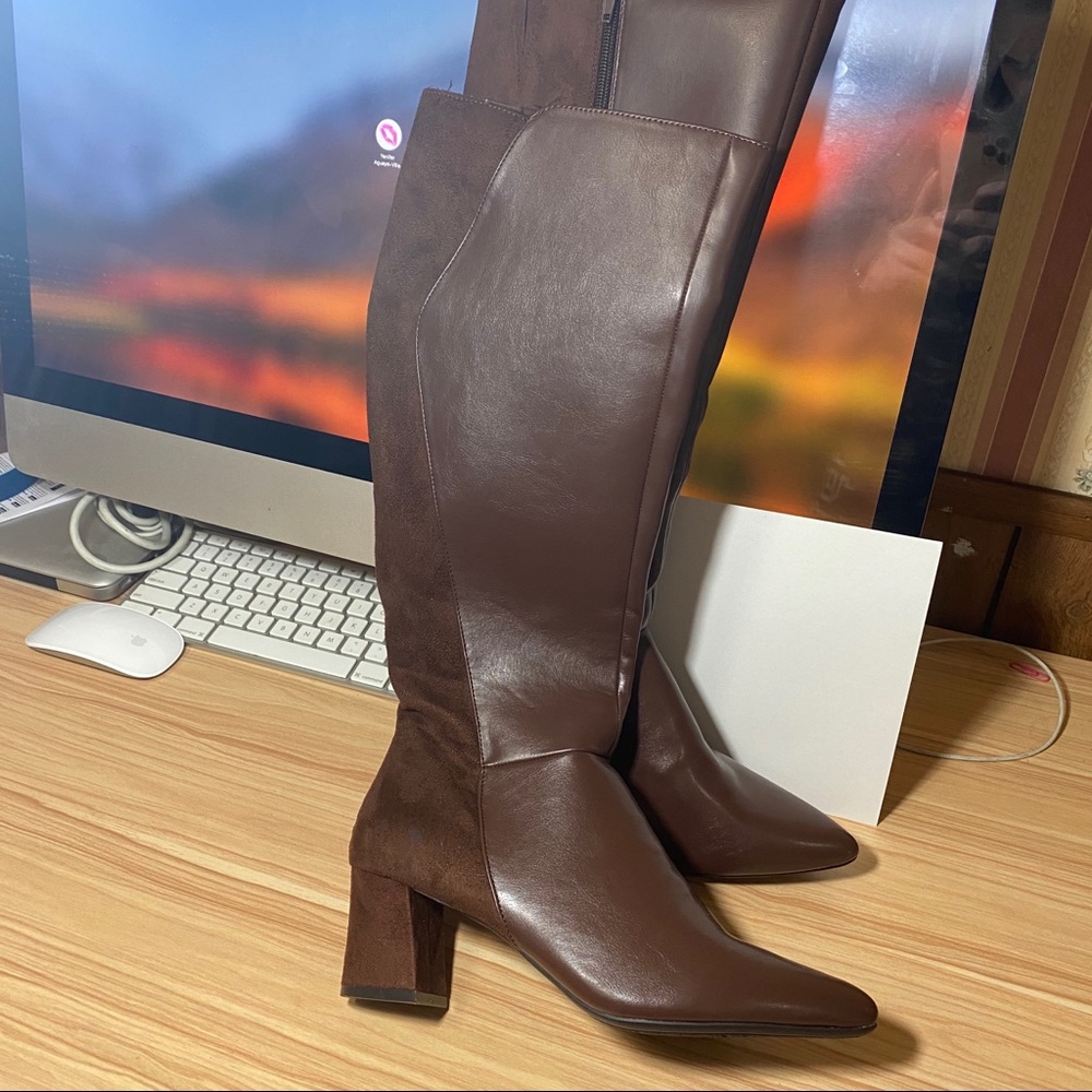 Tahari Bellary Knee High Brown Boots Sz 7.5 NWOT